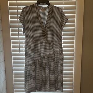 Elegant Black and White Checkered Midi Dress